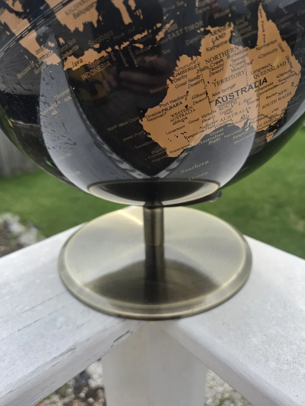Bell & Curfew Black & Copper Tabletop World Globe 12